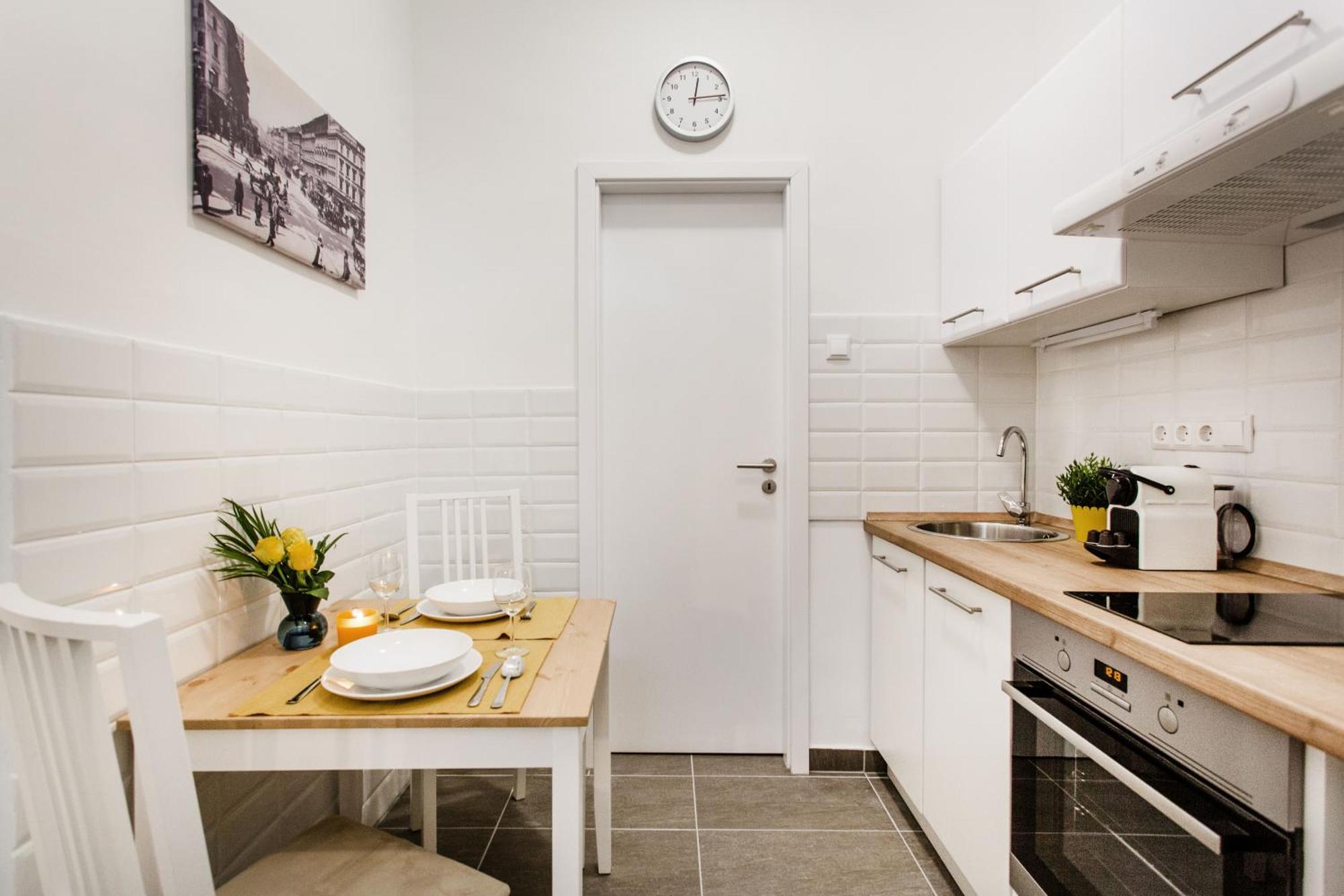 Quiet And Cozy Apartment Near The Danube Boedapest Buitenkant foto